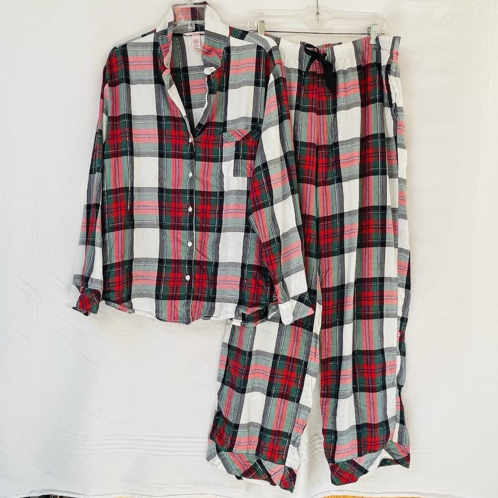 Victorias Secret Pajama Set Medium Long Sleeve Top Bottoms Sleep Lounge‎ Plaid